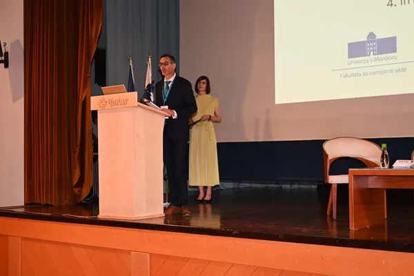 Utrinki s konference