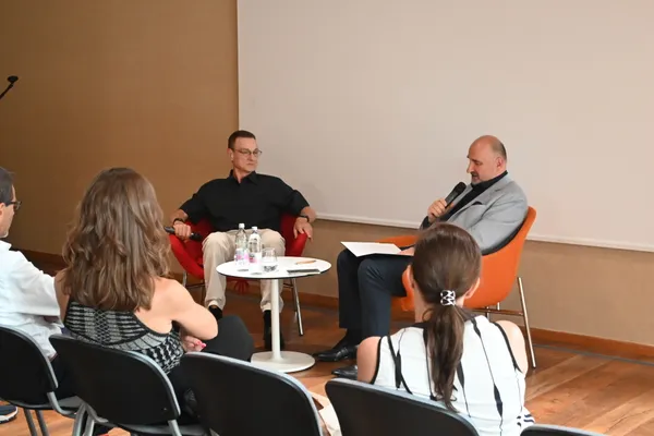 Utrinki s konference