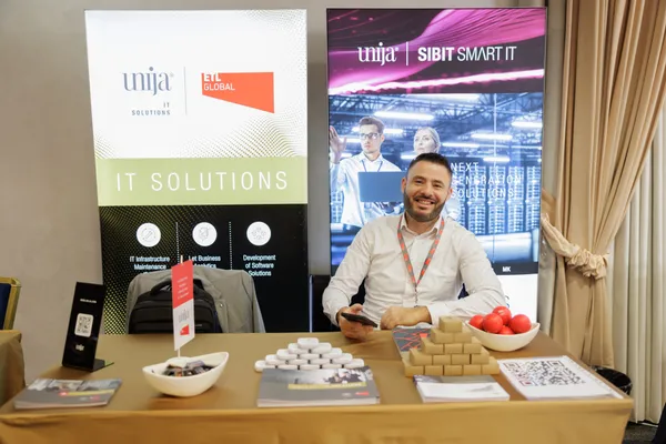 Utrinki s konference