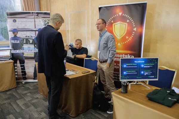 Utrinki s konference